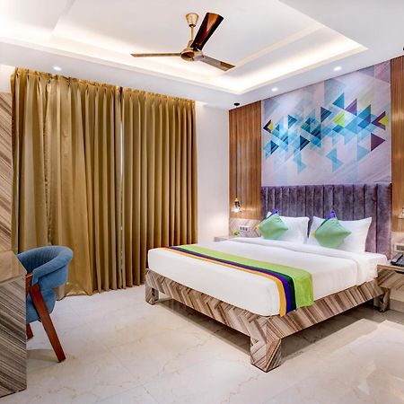 Treebo Corporate Inn Нойда Екстер'єр фото