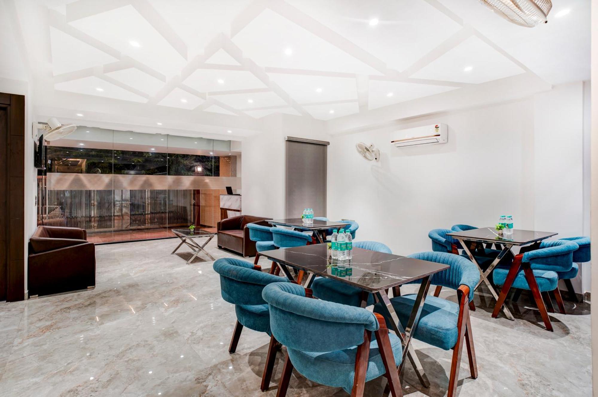Treebo Corporate Inn Нойда Екстер'єр фото