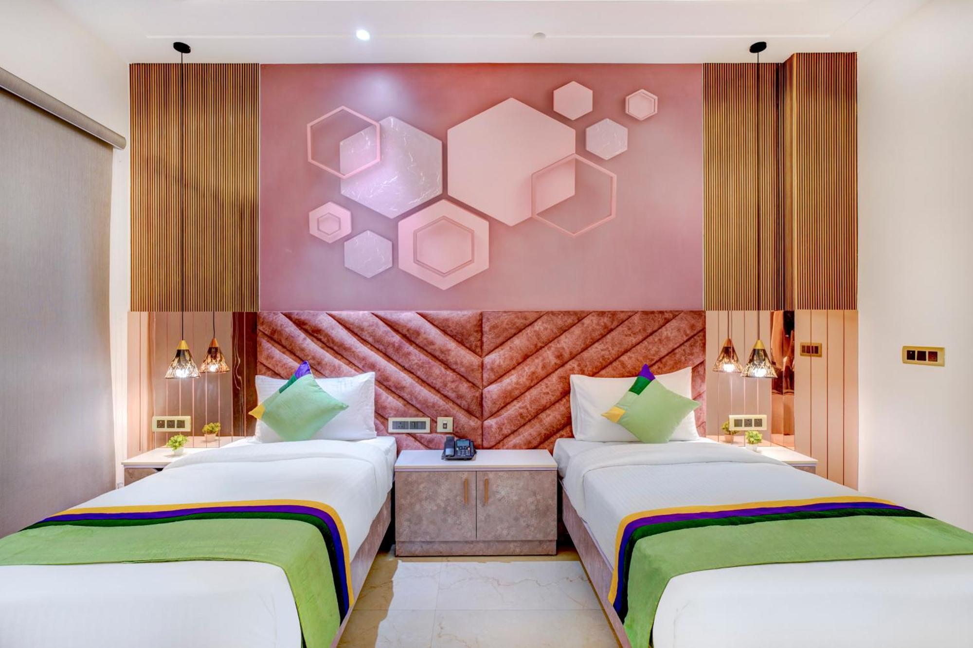 Treebo Corporate Inn Нойда Екстер'єр фото