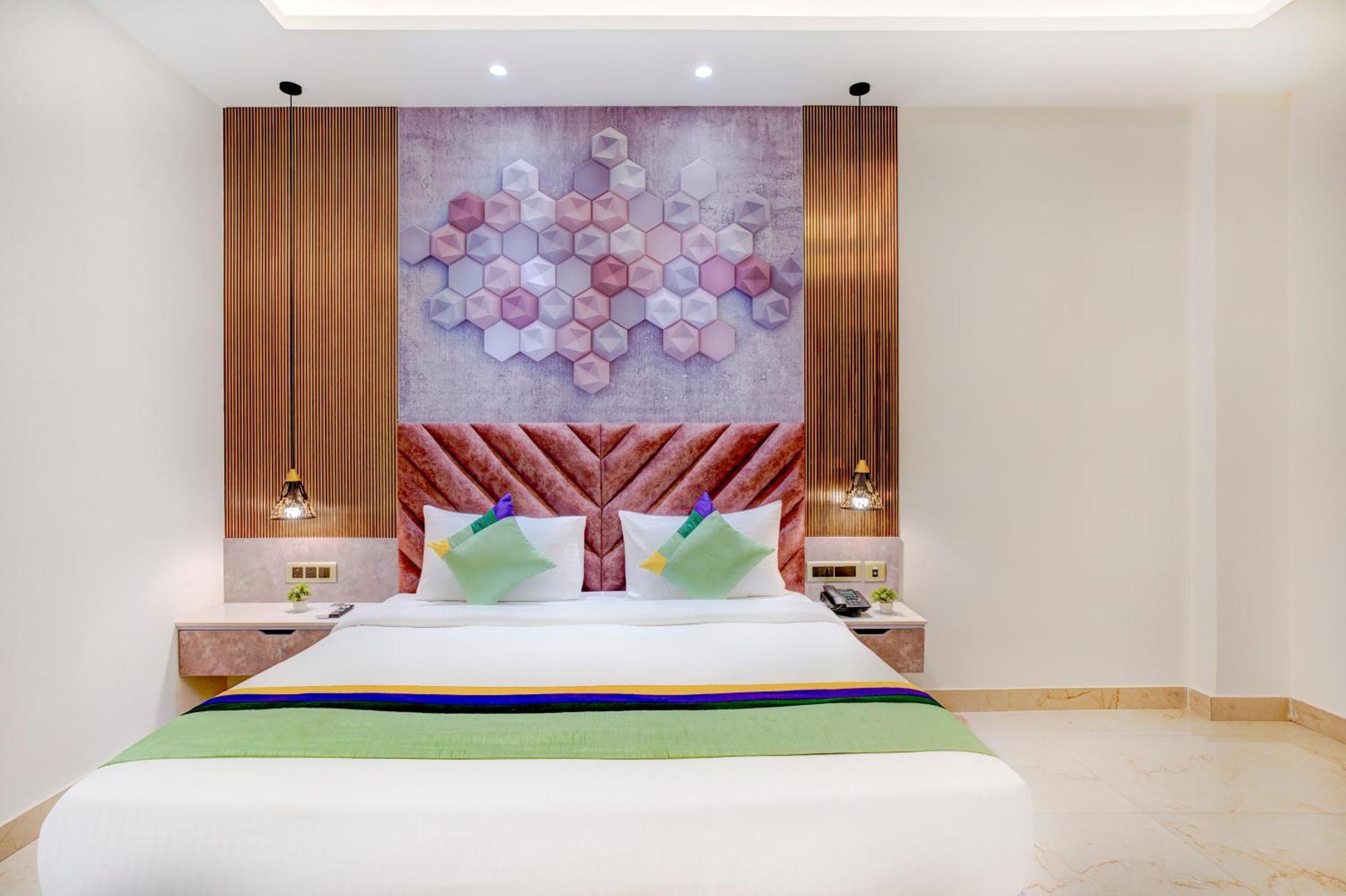 Treebo Corporate Inn Нойда Екстер'єр фото