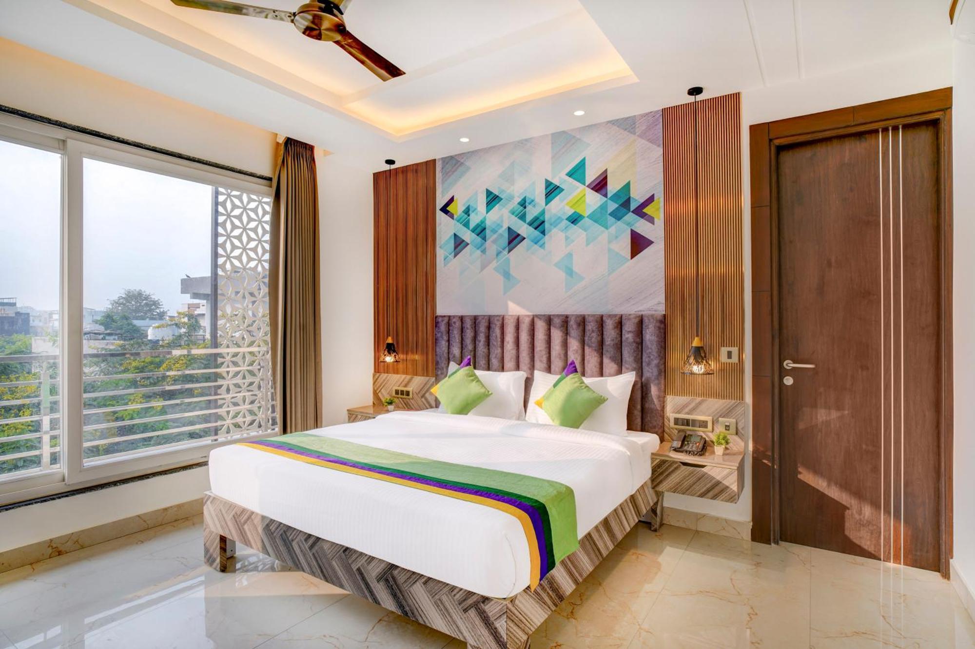 Treebo Corporate Inn Нойда Екстер'єр фото