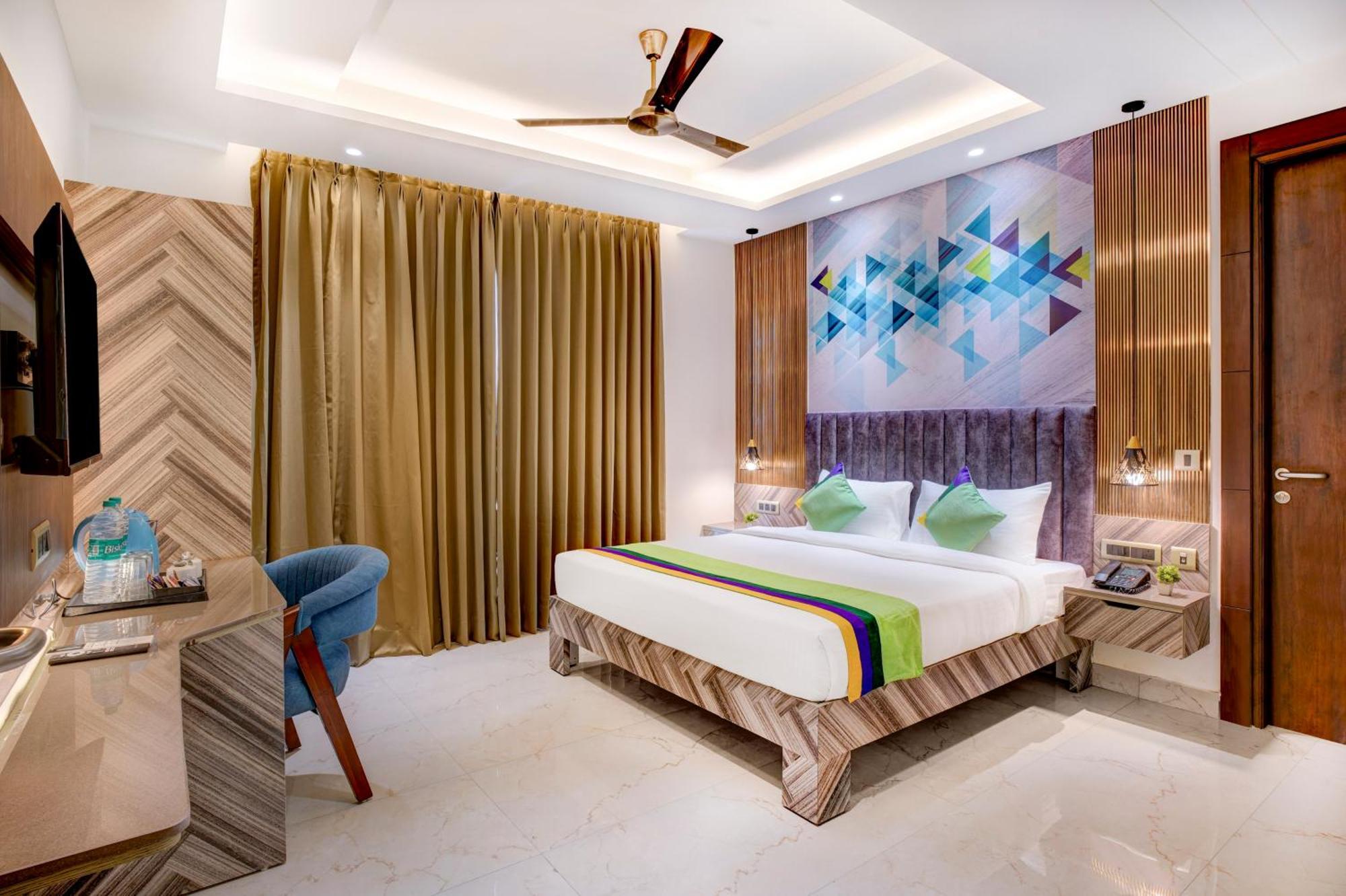 Treebo Corporate Inn Нойда Екстер'єр фото