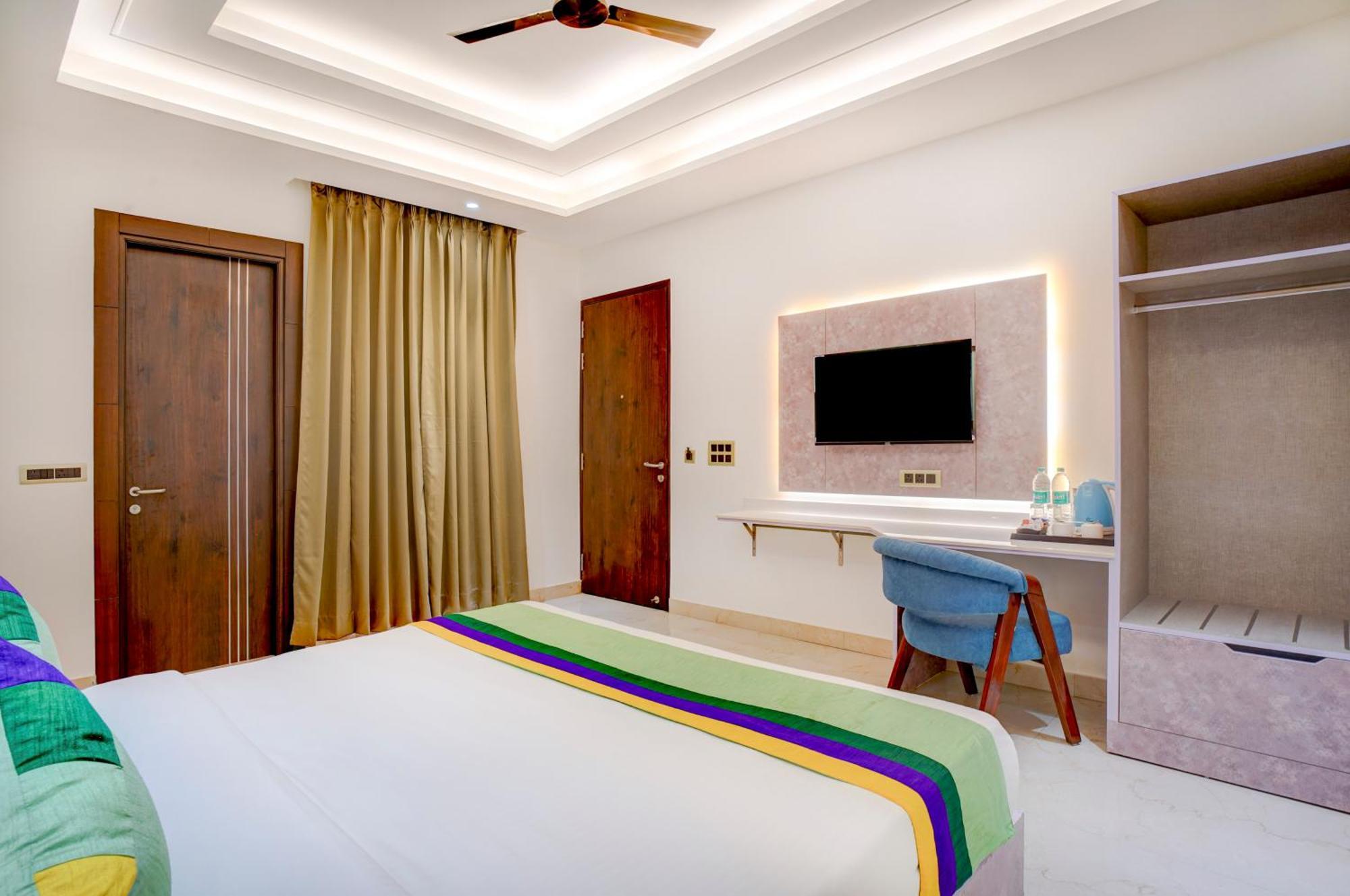 Treebo Corporate Inn Нойда Екстер'єр фото